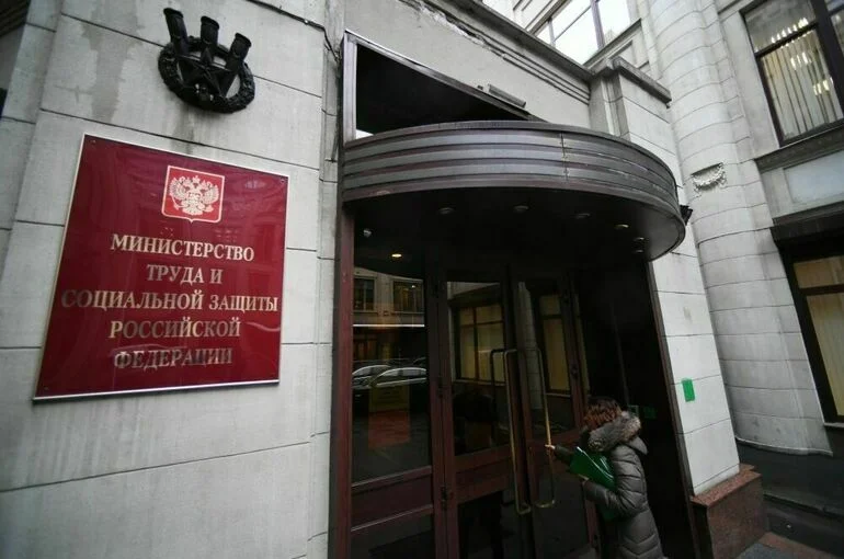 Минтруд предложил автоматически подтверждать статус участника СВО