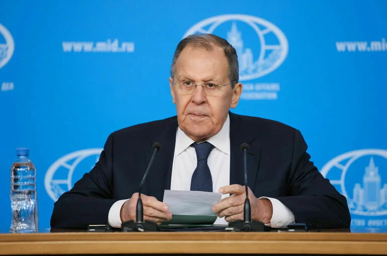 Лавров встретится с главой МИД Швейцарии в Москве