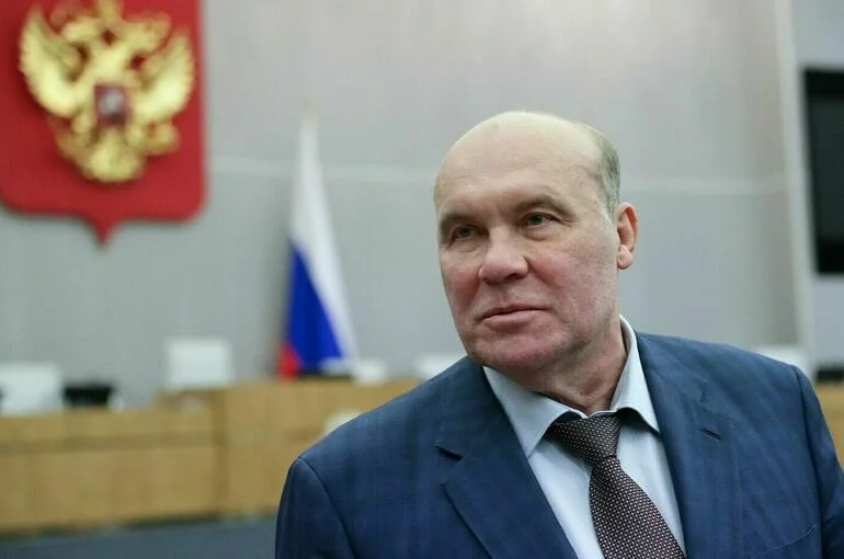 Депутат Колесник: США не продлевают ДСНВ, чтобы победить в гонке вооружений