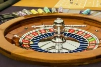 Оформить лицензию на организацию азартных игр можно будет быстрее