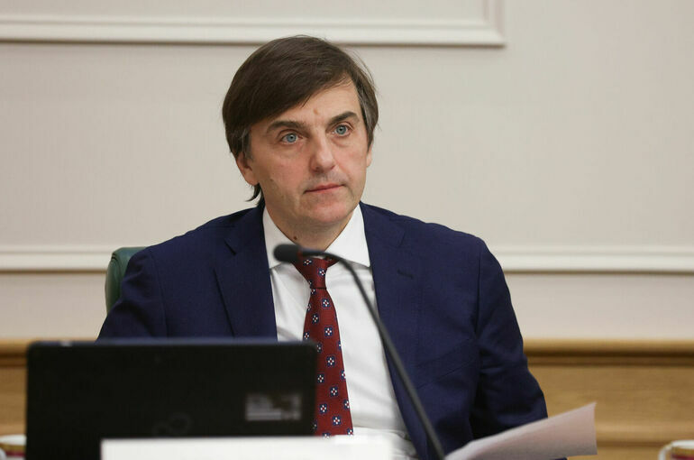 Кравцов назвал топ школьных предметов, в которых сильны российские дети