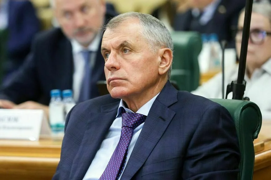 Владимир Константинов
