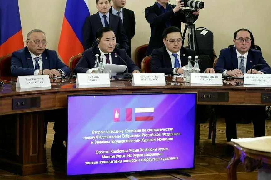 Монголия ждет строительства газопровода между Россией и Китаем