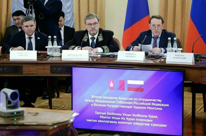 Монголия ждет строительства газопровода между Россией и Китаем