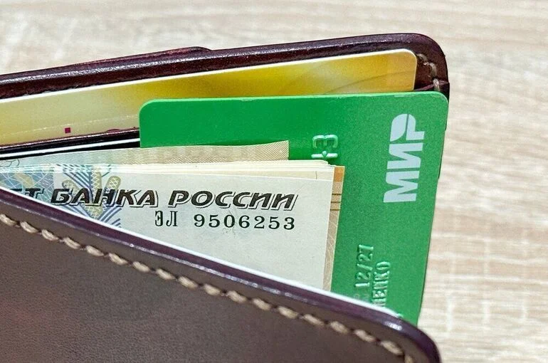 Без согласия родителей запрещается: как открыть счет несовершеннолетнему