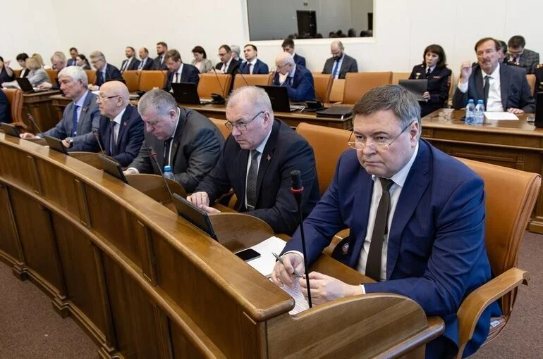 В Красноярском крае дополнительную поддержку получат семьи, дети и участники СВО
