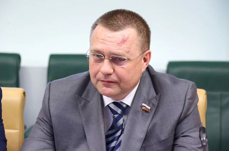 Сенатор Кастюкевич рассказал, чем ему запомнилась служба в армии