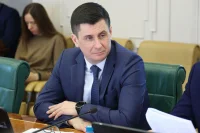 Сенатор предложил запретить услуги «раздолжнителей»