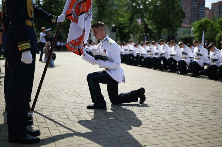 Возрастную планку для поступления в военный вуз хотят поднять до 30 лет