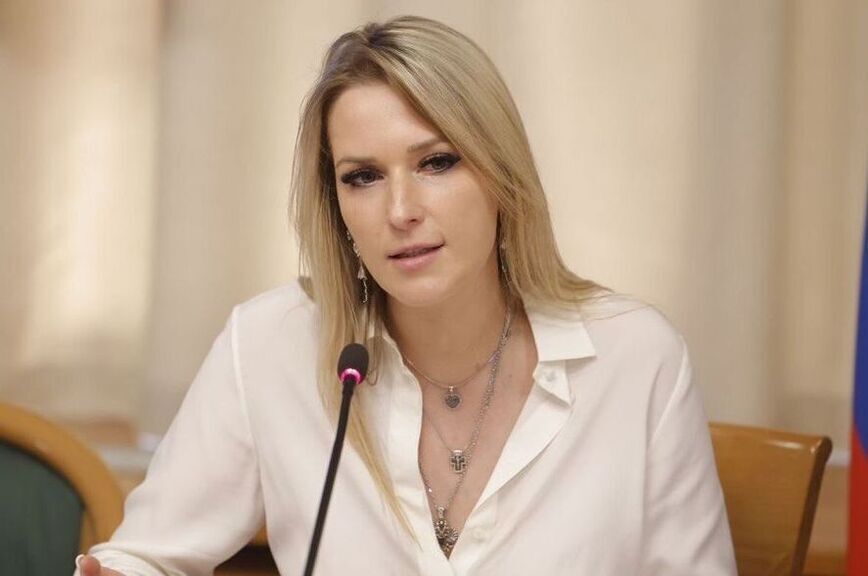 Яна Лантратова.