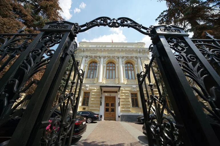 ЦБ оспорил в суде ЕС регламент, вводящий бессрочную блокировку активов