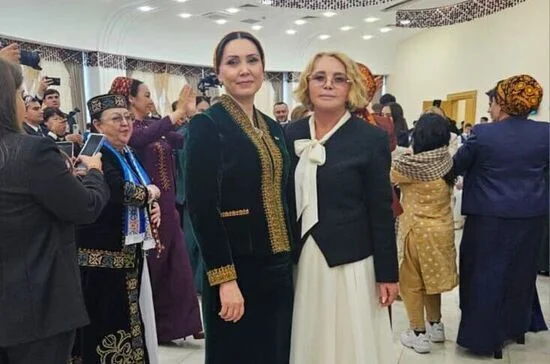 Екатерина Диброва и Огулджахан Атабаева.