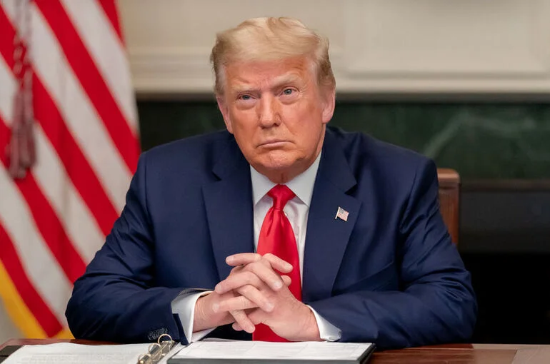 Трамп считает, что США могут взять под контроль Ормузский пролив