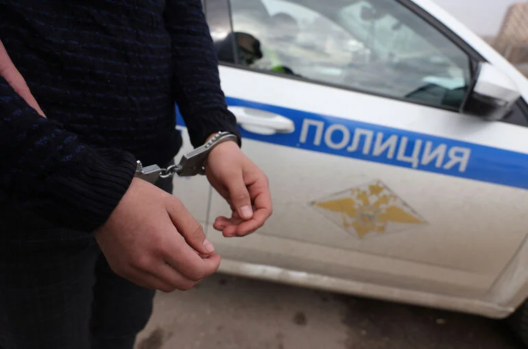 Главу компании, ремонтировавшей дома для военнослужащих, задержали в Щелкове