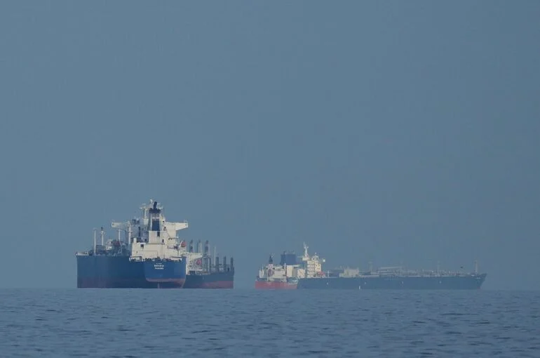 Fars: Иран остановил движение судов через Ормузский пролив после атак на Ливан