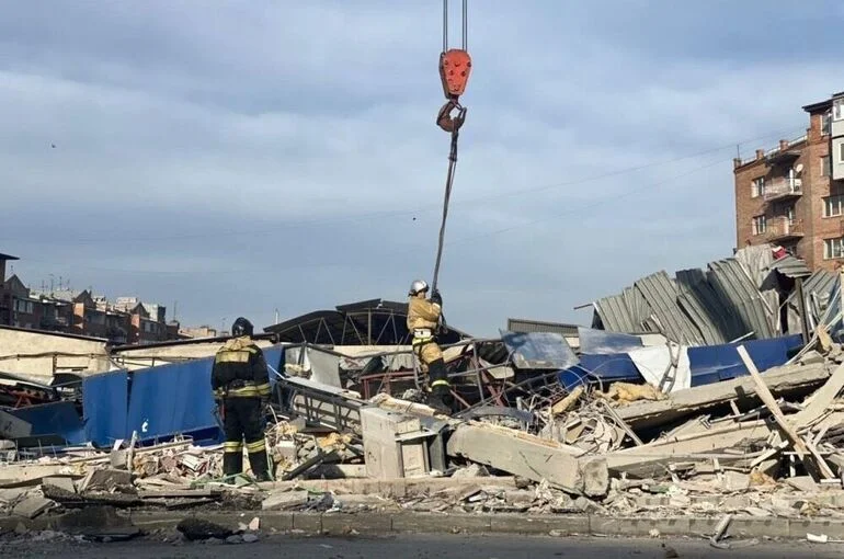 Из-под завалов после взрыва во Владикавказе достали тело второго погибшего
