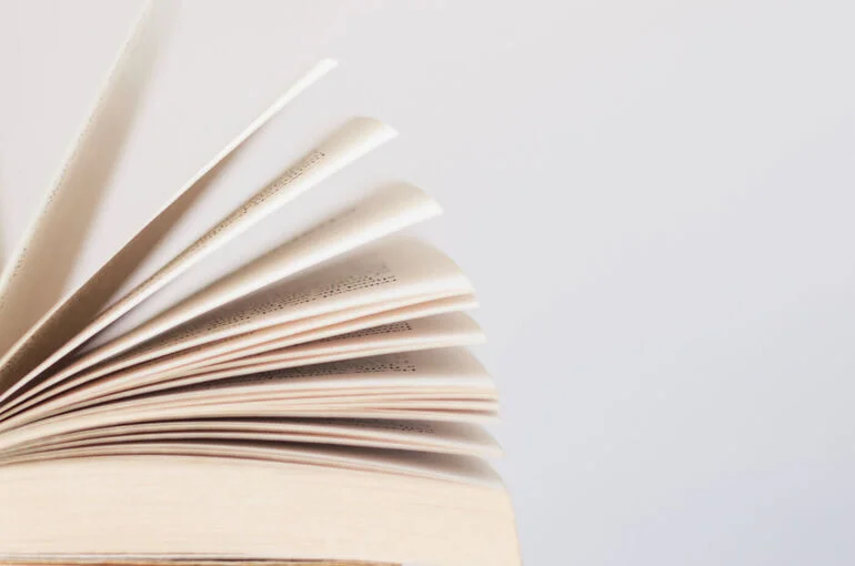 Книгу Ходорковского* «Как убить дракона» внесли в перечень экстремистских материалов 