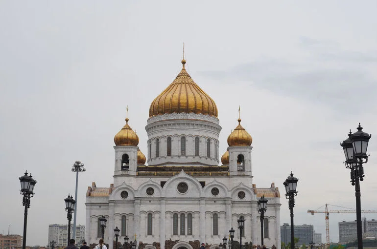 Российская делегация вошла в Старый город Иерусалима за Благодатным огнем