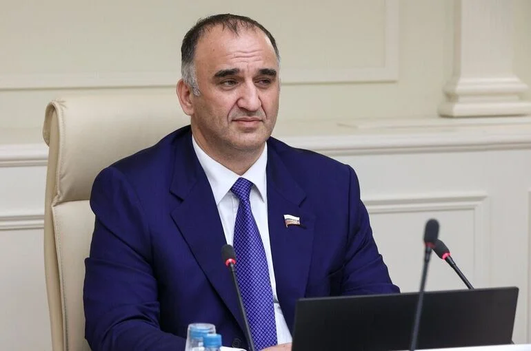 Жесткие правила безопасности назвали проблемой промышленного туризма