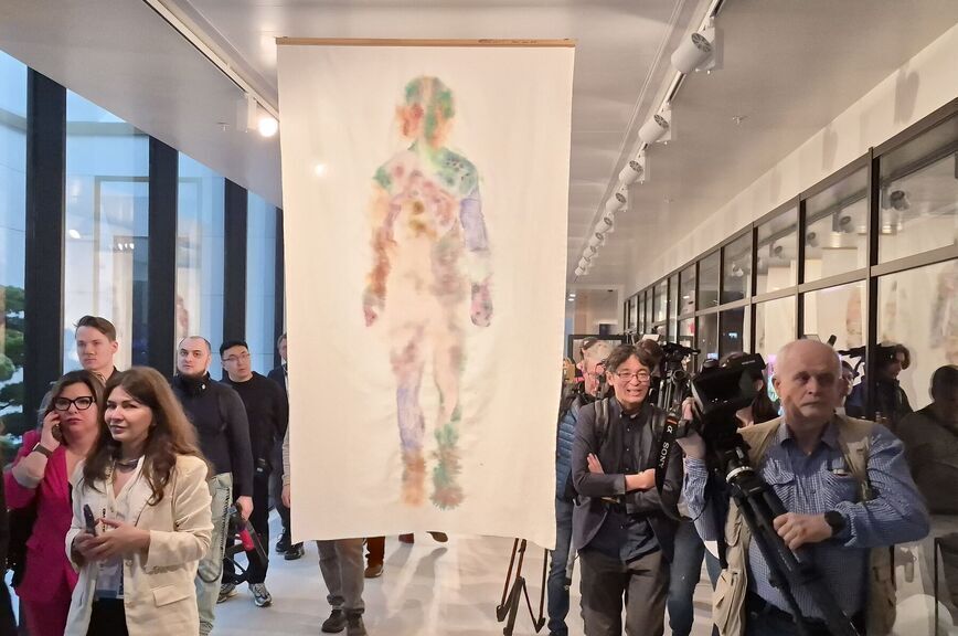 Исцеляющая среда: в московской больнице впервые открыли выставку