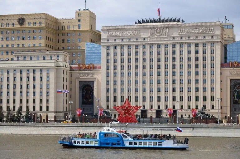 Силы ПВО сбили три летевших на Москву беспилотника ночью и утром