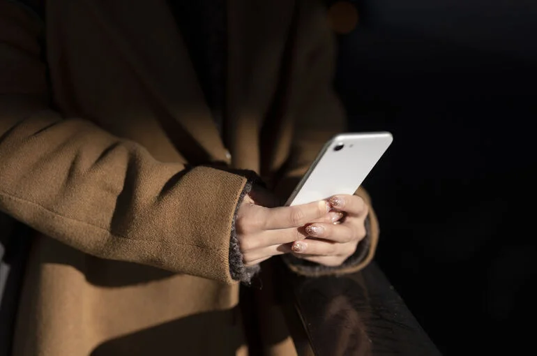 В МВД рассказали об обмане родственников участников СВО по схеме «переезд чата»