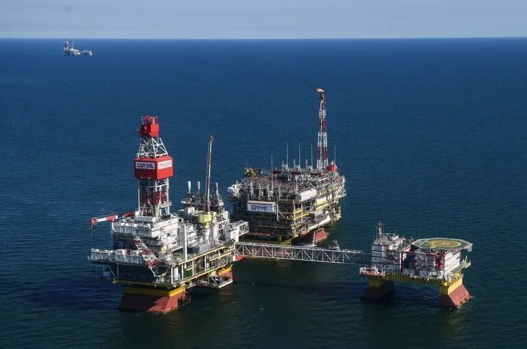 Нефтегазовые платформы на Каспии хотят надежнее защитить от атак беспилотников  