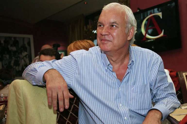 Автор программы «До и после полуночи» Владимир Молчанов умер в возрасте 75 лет