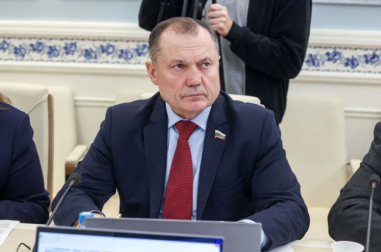 Сенатор Мурог назвал причины роста популярности региональных вузов