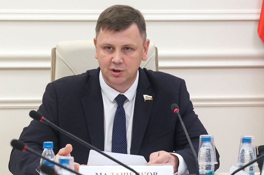 Артем Малащенков.