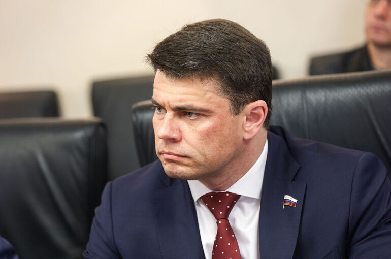 https://www.pnp.ru/upload/entities/2026/05/28/13/article/detailPicture/f0/ea/23/48/6050e091a53c148c599d06714bd726c7.jpg
