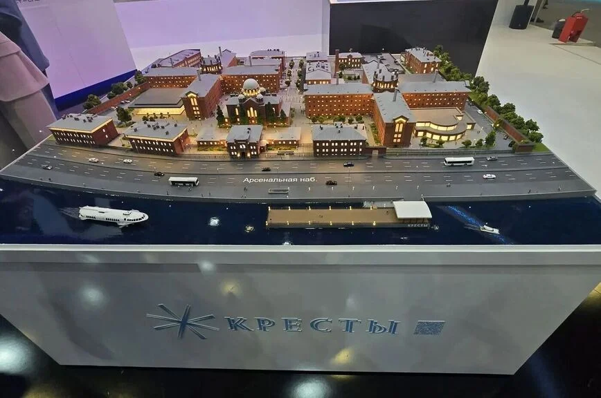 «Кресты», мосты и беспилотники: чем удивляли гостей ПМЭФ-2026