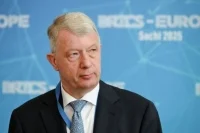 Евродепутат Картайзер: Европарламенту придется возобновить диалог с Россией