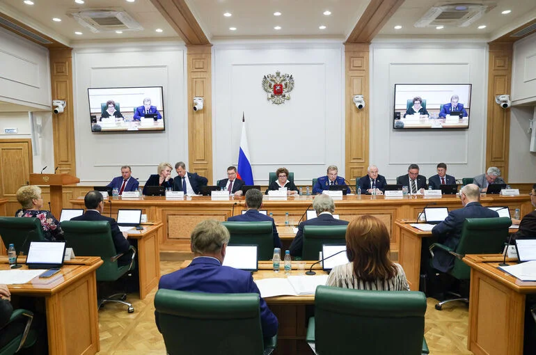 Сенаторы провели консультации по кандидатурам на должности прокуроров в четырех регионах