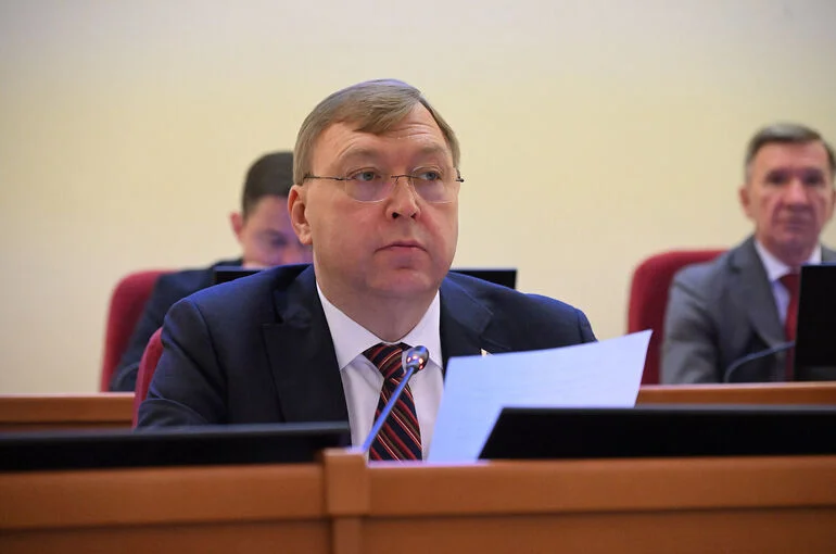 Соцработникам Ростовской области из центров помощи детям увеличат отпуск