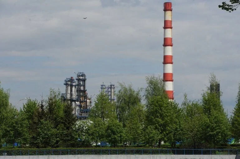 Собянин: Несколько дронов достигли Московского нефтеперерабатывающего завода