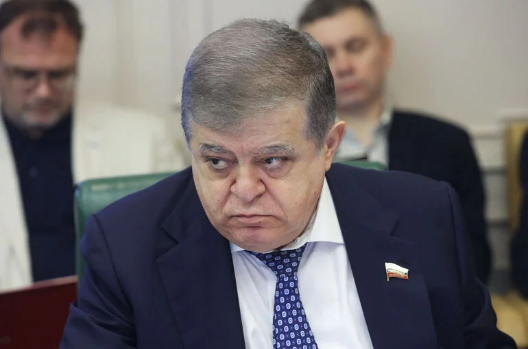 Сенатор Джабаров: Украина не сможет запугать россиян атаками на Москву