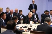 Путин: России и АСЕАН нужно переходить на расчеты в нацвалютах
