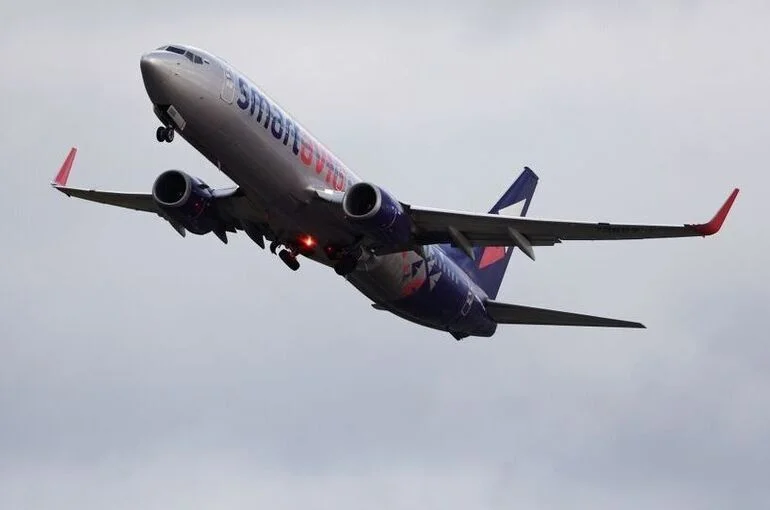 Пассажирский Boeing сел в аэропорту Сочи из-за неисправности
