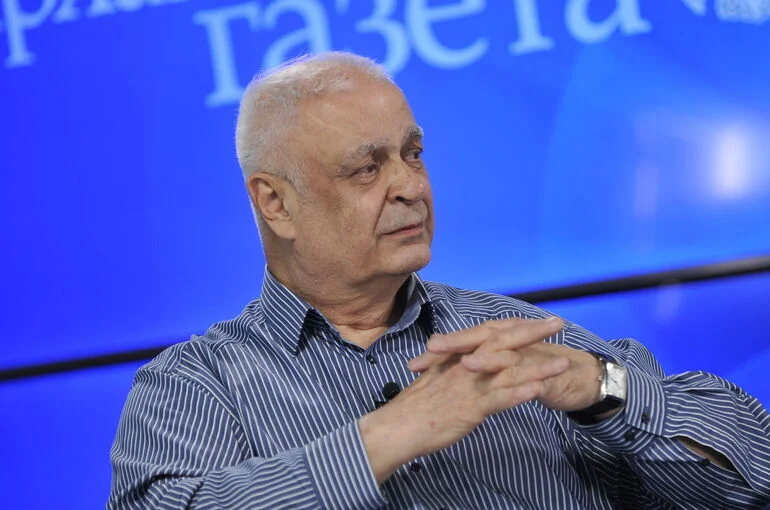 Валерий Полянский: Иностранцы думали, что мы поющие чиновники