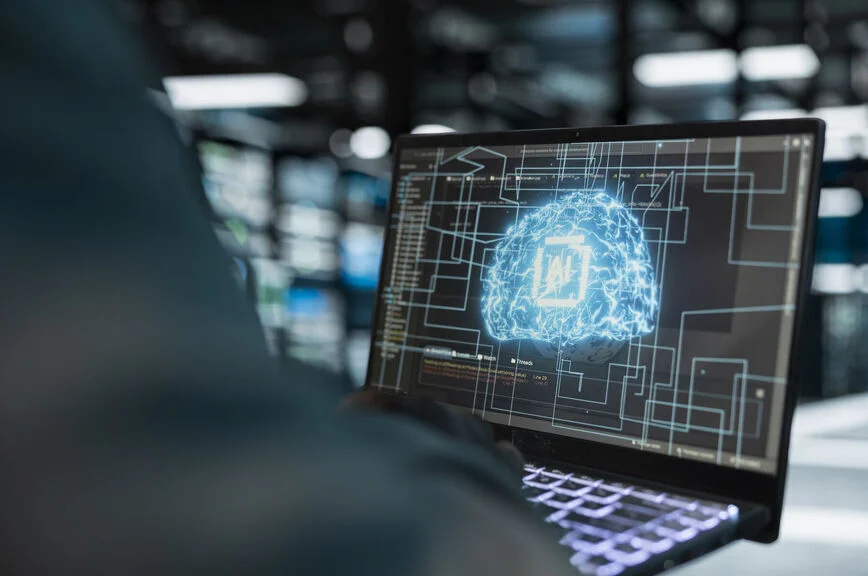 Банковский искусственный интеллект защитят от неверных решений