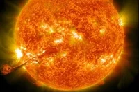 На Солнце впервые за две недели произошла сильная вспышка