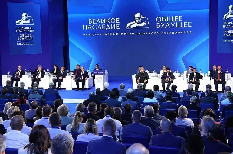 Володин зачитал послание Путина участникам форума «Великое наследие — общее будущее»