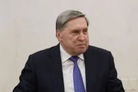 Ушаков заявил об отсутствии конкретики по приезду Пашиняна в Москву