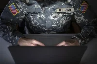 Политолог Дудаков: Автозаводы США не смогут производить оружие