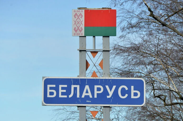 Политолог считает, что Зеленский может решиться на удар по Белоруссии