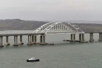 В очереди на Крымский мост скопилось более 300 автомобилей