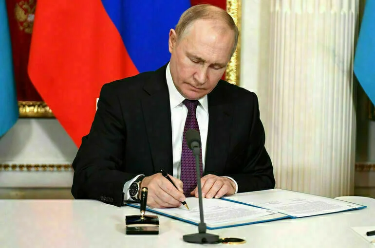 Какие законы подписал Путин 26 июня