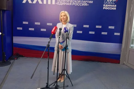 Почти 400 театров в малых городах получают господдержку