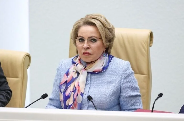 Матвиенко поручила сенаторам взять «под крыло» молодых парламентариев